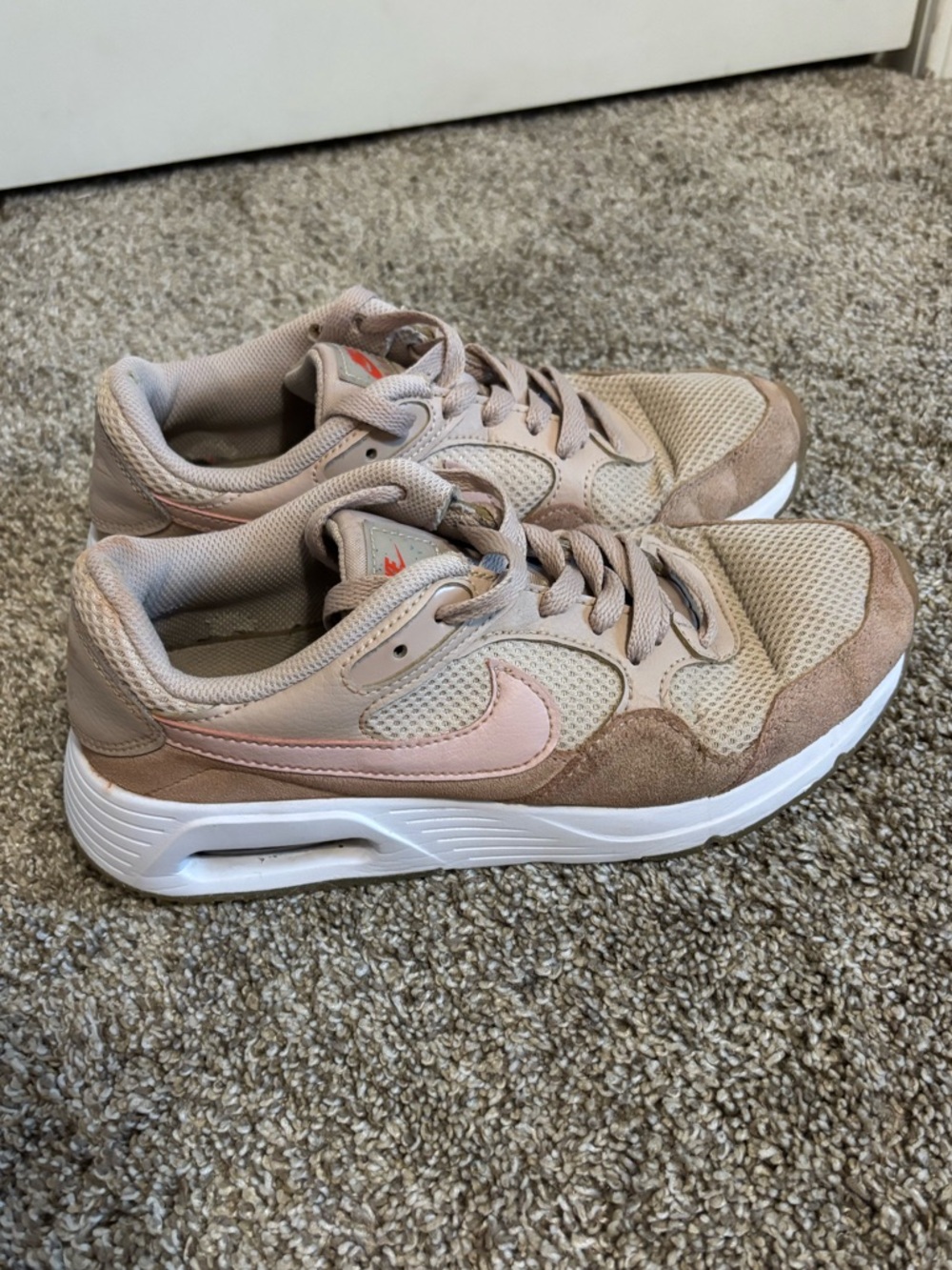 Nike Women’s Beige and Light Pink Low-Top Sneakers